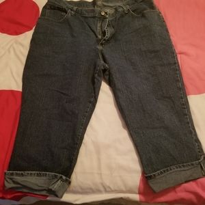 Womens capri jeans